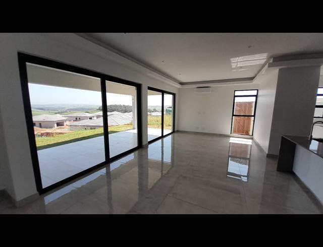 3 BEDROOM FREEHOLD FOR SALE IN SIBAYA PRECINCT